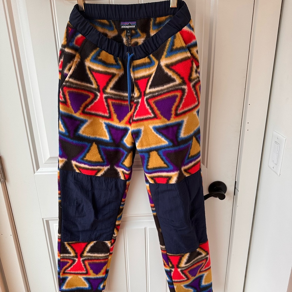 PATAGONIA SIZE SMALL SNOW PANTS MULTICOLOR RETRO